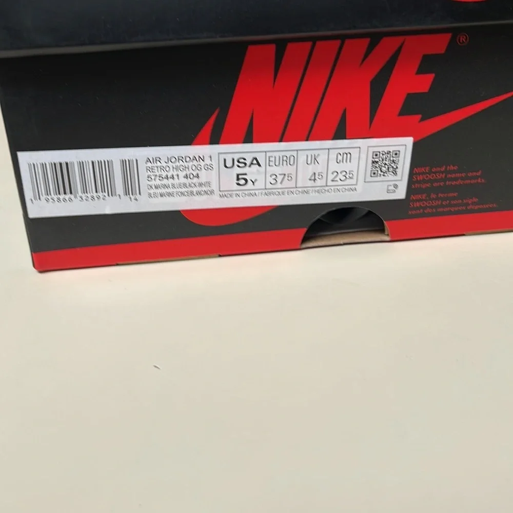 NIB Nike air Jordan Retro high Og youth size 5 (womens size 7) brand new in box